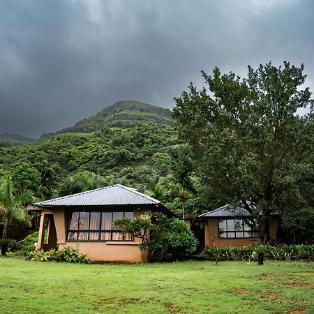Rajlok Resorts Pune Exterior foto