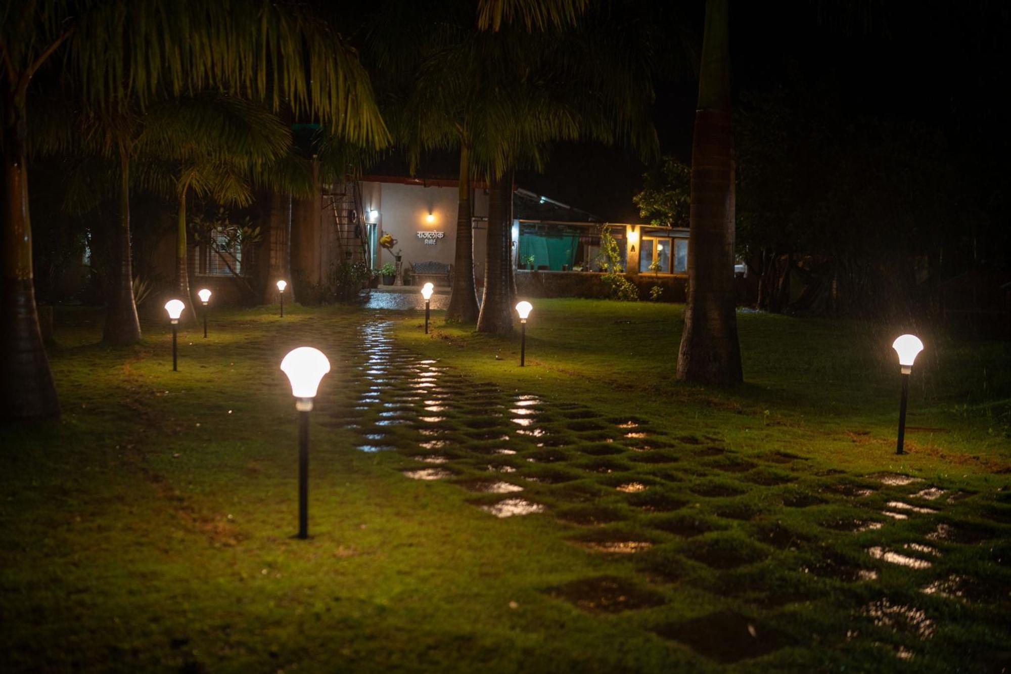 Rajlok Resorts Pune Exterior foto